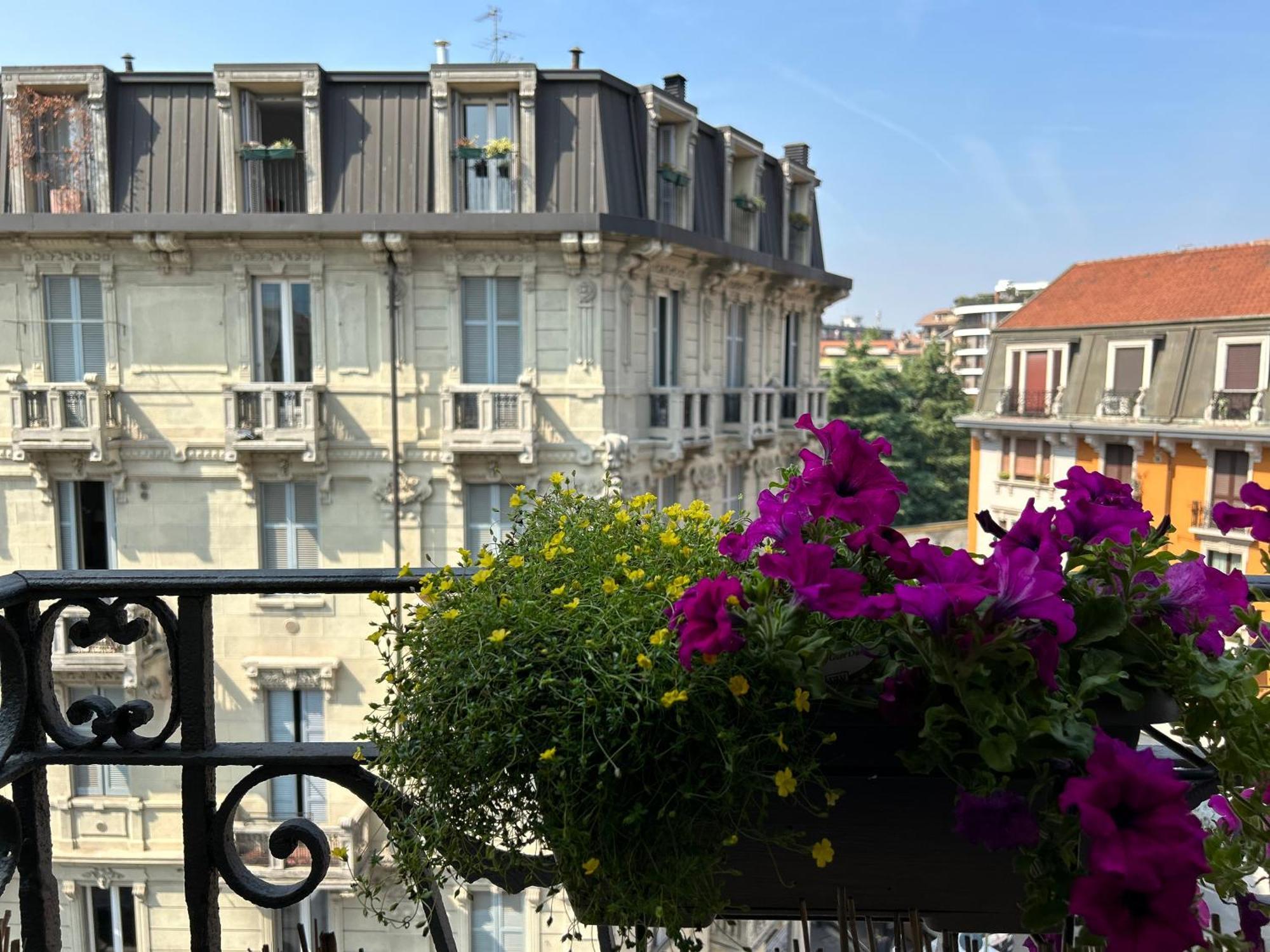 Easy Isola, For An Easy Stay — Foto 1